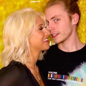 Meet your Posher, Alexz